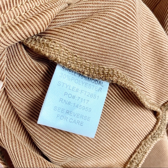 Dress Forum • Ribbed Scoop Neck Bodysuit - Picture 6 of 9